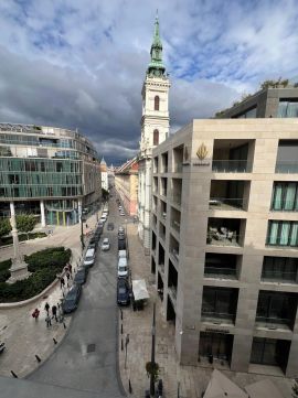 Kiadó Lakás 1052 Budapest 5. kerület , SZERVITA TÉREN PANORÁMÁS LAKÁS BÉRBEADÓ