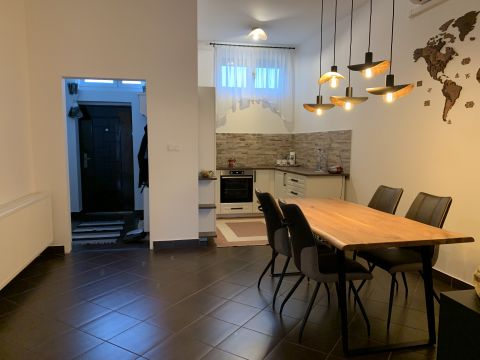 Eladó Lakás 2030 Érd , Érd Parkvárosba 2 lakás 