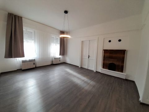 Eladó Lakás 5700 Gyula , Gyula Belváros