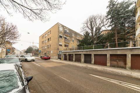 Eladó Lakás 1122 Budapest 12. kerület 