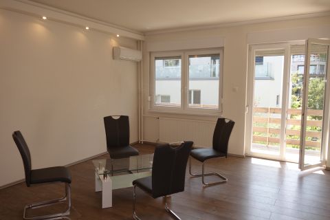 Eladó Lakás 1025 Budapest 2. kerület 