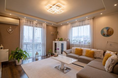 Eladó Lakás 1152 Budapest 15. kerület 