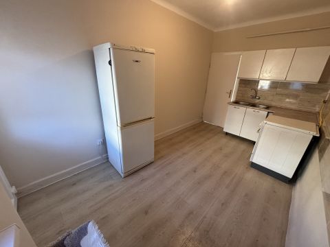 Eladó Ház 6000 Kecskemét , Petőfiváros-ban sorház eladó 