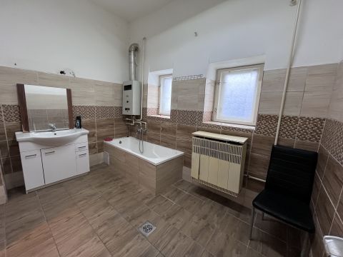 Eladó Ház 4066 Tiszacsege 