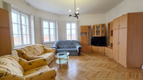 Kiadó Lakás 9700 Szombathely 