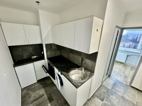 Eladó Lakás 8400 Ajka 