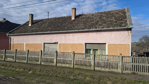 Eladó Ház 7228 Döbrököz 