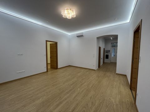 Eladó Lakás 1027 Budapest 2. kerület , Tölgyfa u. Bem József u. keresztezödés