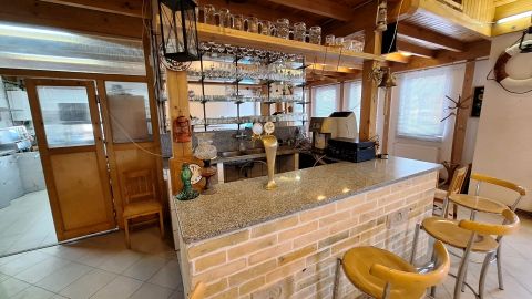 Eladó Vendéglátás 2339 Majosháza Önálló vendéglátó egység, 500 méterre a Duna-parttól!!