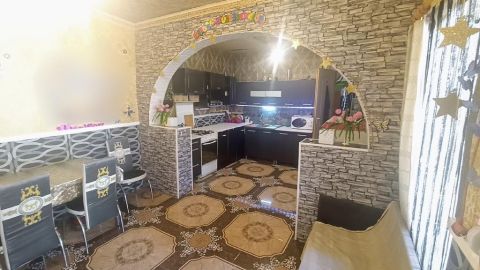 Eladó Ház 2114 Valkó , 2114 Valkó, csendes, a település szélén