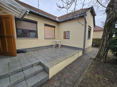 Eladó Ház 7627 Pécs Rigóderi részen