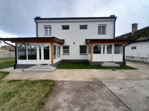 Eladó Ház 5540 Szarvas 