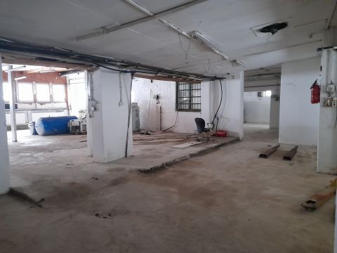 Kiadó Ipari 1038 Budapest 3. kerület 