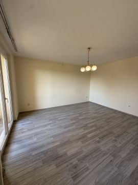 Eladó Lakás 8400 Ajka , Tűzoltó utca közelében