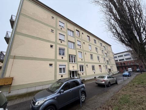 Eladó Lakás 7627 Pécs 