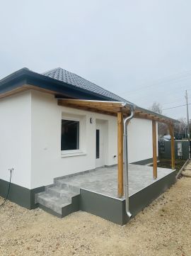 Eladó Ház 2484 Gárdony , Csendes helyen