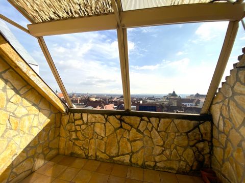 Kiadó Lakás 7621 Pécs 