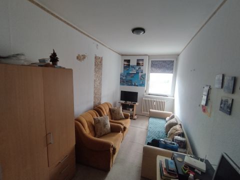 Eladó Lakás 2800 Tatabánya 