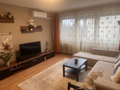 Eladó Lakás 1108 Budapest 10. kerület 