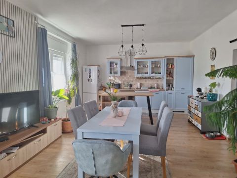 Eladó Ház 7634 Pécs , ===Kis családi ház ,Pécs Nyugati részén===