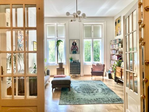 Eladó Lakás 1084 Budapest 8. kerület , Elegánsan,igényesen felújított, extravagáns, napfényes lakás