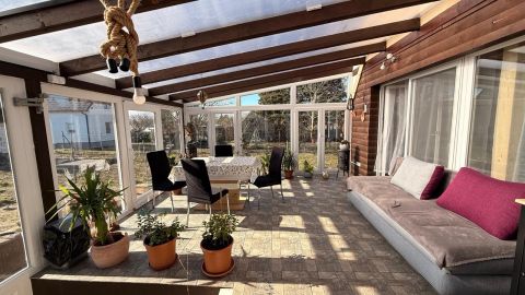 Eladó Ház 9011 Győr , Nyugodt zöld övezet, zárt kerti otthon, Győrszentivánon