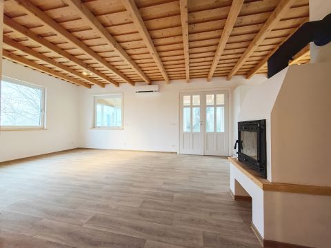 Eladó Ház 8074 Csókakő 