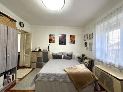 Eladó Ház 2721 Pilis , 2721 Pilis, Központ közeli