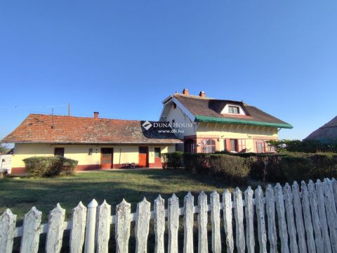 Eladó Ház 4177 Földes , Földes kedvelt részén