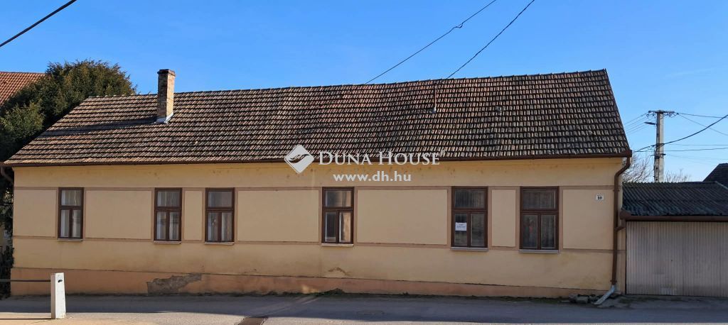 7773 Villány , Eladó családi ház Villány szívében! — 1/8