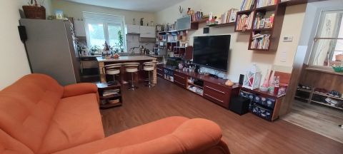 Kiadó Ház 2144 Kerepes 