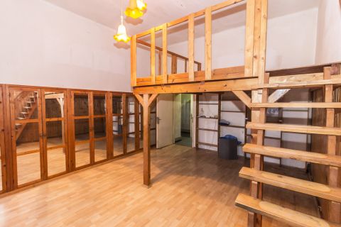 Eladó Lakás 9600 Sárvár 