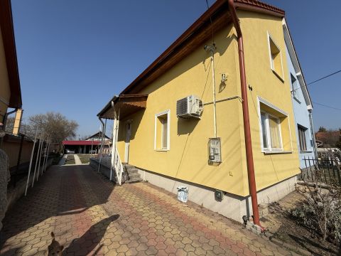 Eladó Ház 2363 Felsőpakony Felsőpakony Csend, természet és Budapest közelsége