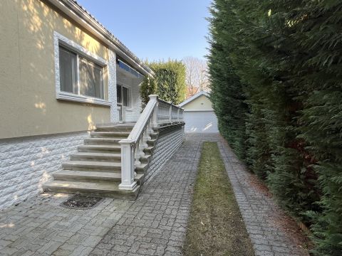 Eladó Ház 1162 Budapest 16. kerület Mátyás Király utca