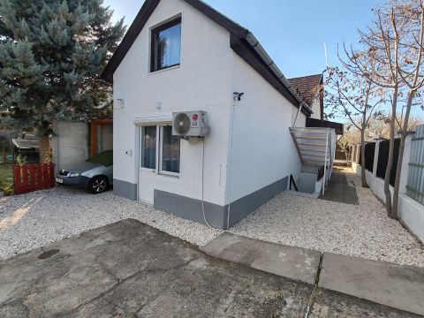 Eladó Ház 1131 Budapest 13. kerület , Gyermek tér