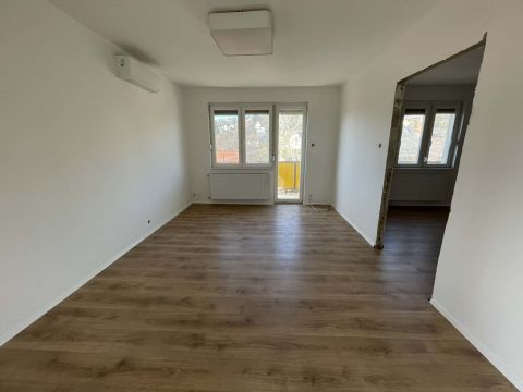 Eladó Lakás 8220 Balatonalmádi , Balatonalmádi, Baross Gábor utca