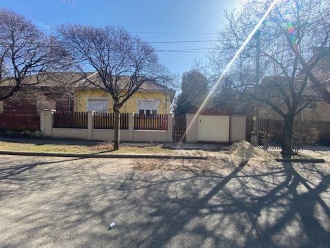 Eladó Ház 1194 Budapest 19. kerület 