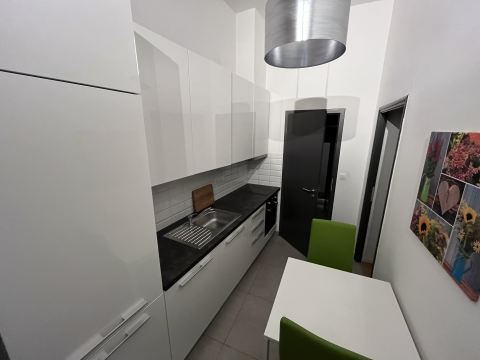 Kiadó Lakás 1074 Budapest 7. kerület , Vörösmarty utca