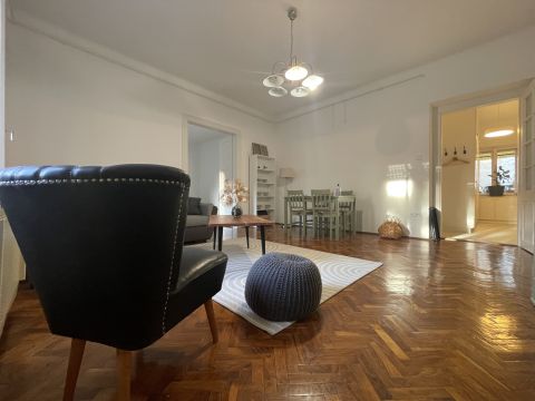 Eladó Lakás 7621 Pécs 