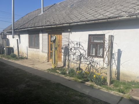 Eladó Ház 6528 Bátmonostor csendes utcájában