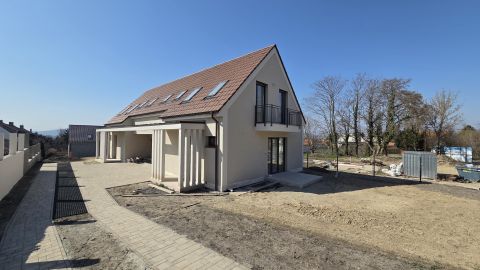 Eladó Ház 2600 Vác , Alsó Törökhegy