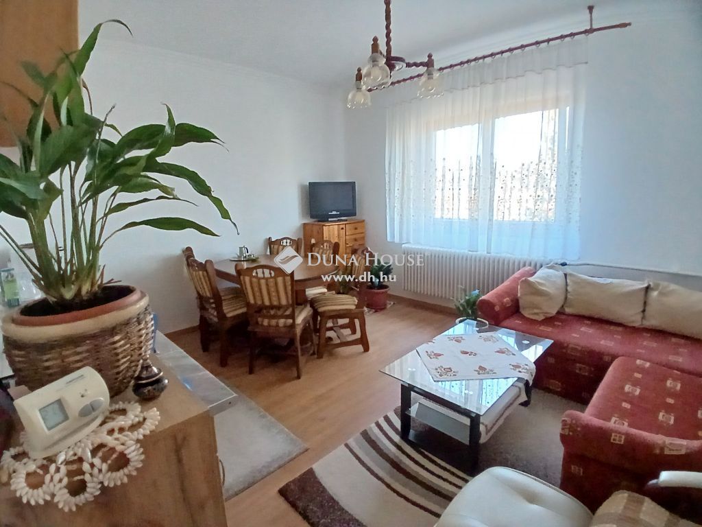 4030 Debrecen , Debrecen Tégláskert — 1/13