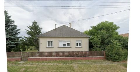 Eladó Ház 9099 Pér 