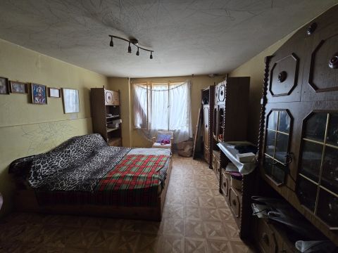 Eladó Ház 8000 Székesfehérvár , Székesfehérvár, felújítandó 61 nm-es ház