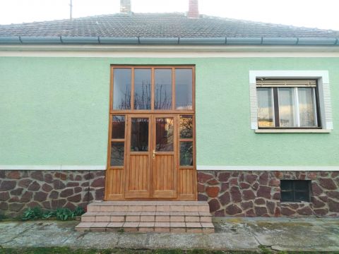 Eladó Ház 9364 Cirák , Új utca közelében