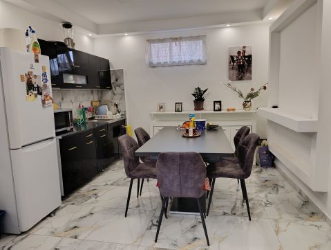 Eladó Ház 2252 Tóalmás családi házas, csendes