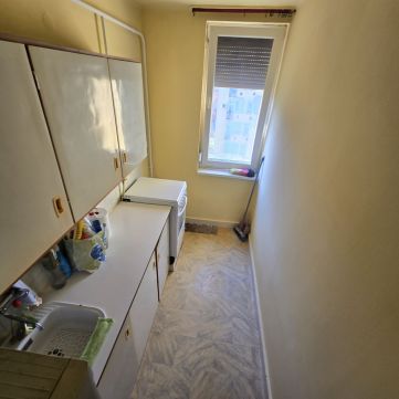 Eladó Lakás 6000 Kecskemét ELADÓ 2 SZOBÁS LAKÁS A BOTOND UTCÁBAN!