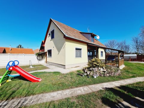 Eladó Ház 5671 Békéscsaba 