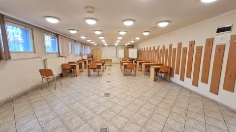 Kiadó Iroda 8900 Zalaegerszeg 