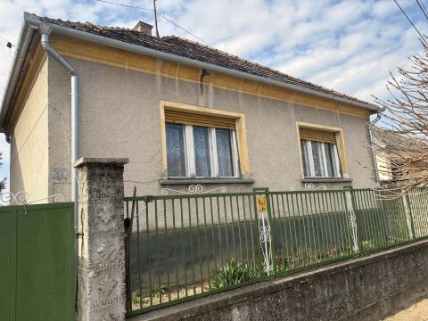 Eladó Ház 9122 Felpéc Petőfi utca környéke